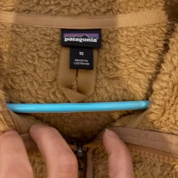 Women’s Patagonia Tan 1/4 Zip Fleece - Picture 2 of 4